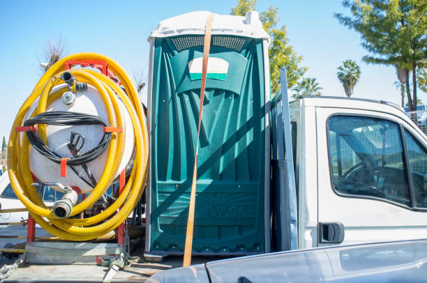 Best Portable restroom trailer rental  in Cameron, MO